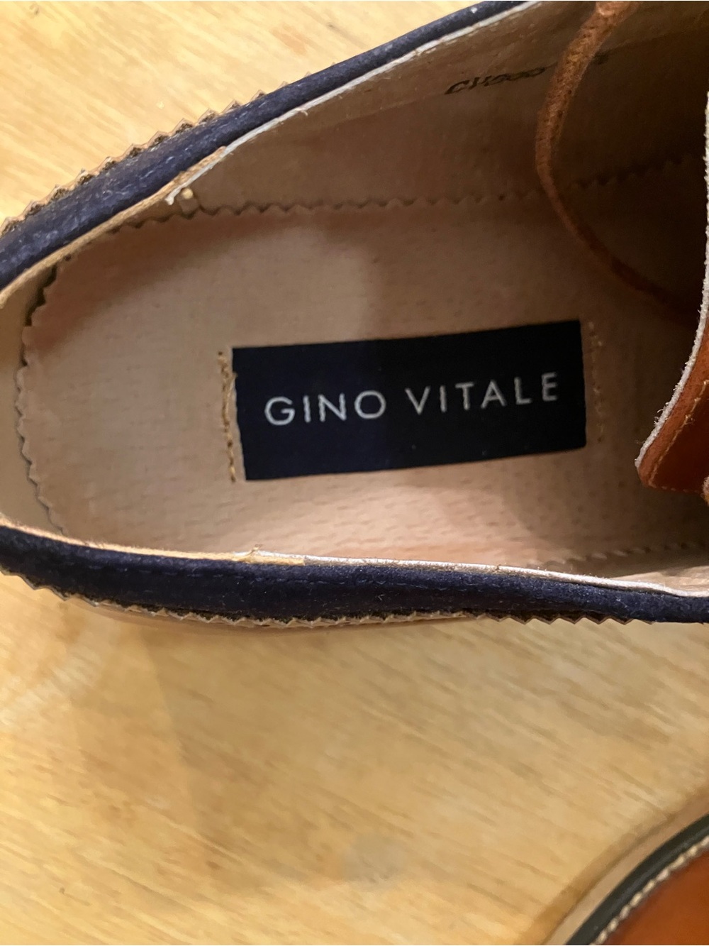 Men's Gino Vitale Two-Tone Brown and Black Derby Dress Shoes Size 7.5 - Picture 2 of 11